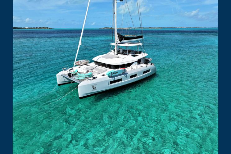 Charter Yacht ISLAND HOPPIN 55 - Lagoon 55 - 4 Cabins - Tortola - BVI