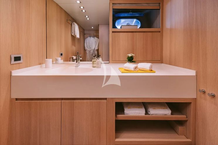 Charter Yacht ISLANDER II - Baglietto 34 - 5 Cabins - Athens - Mykonos - Paros - Cyclades - Greece