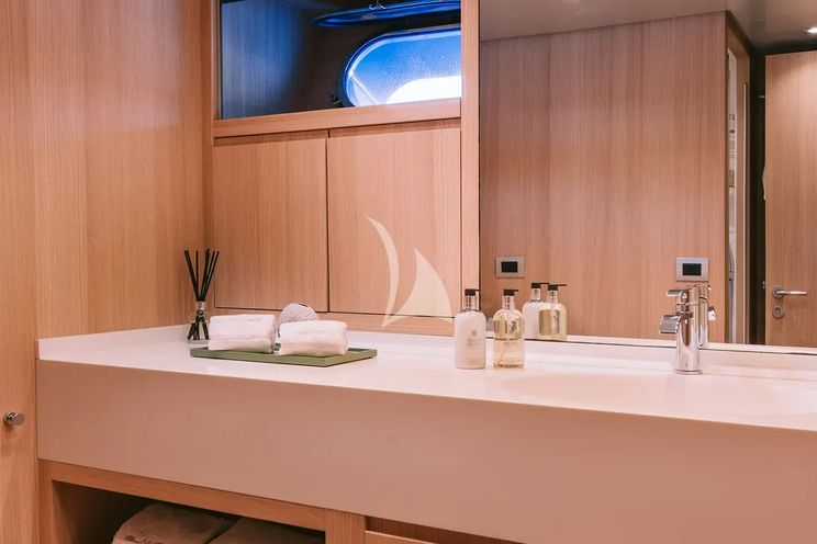 Charter Yacht ISLANDER II - Baglietto 34 - 5 Cabins - Athens - Mykonos - Paros - Cyclades - Greece