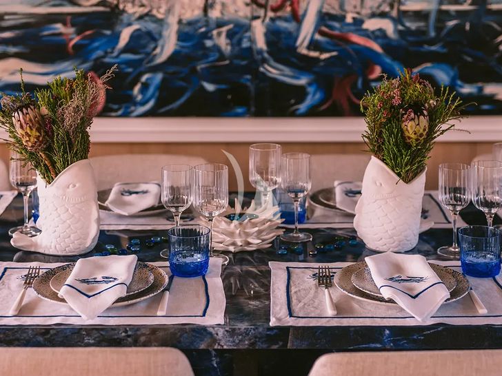 ISLANDER II Baglietto 34 - indoor dining set up ISLANDER II Baglietto 34 - indoor dining set up