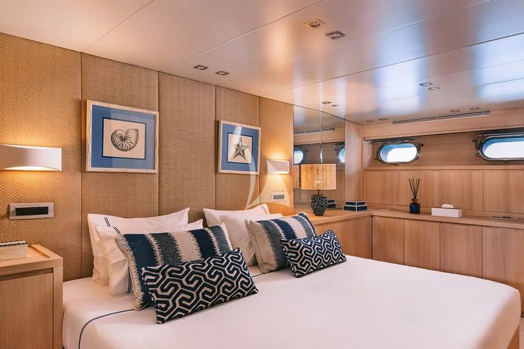 Charter Yacht ISLANDER II - Baglietto 34 - 5 Cabins - Athens - Mykonos - Paros - Cyclades - Greece