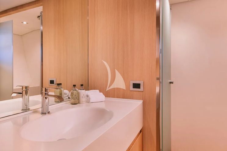 Charter Yacht ISLANDER II - Baglietto 34 - 5 Cabins - Athens - Mykonos - Paros - Cyclades - Greece