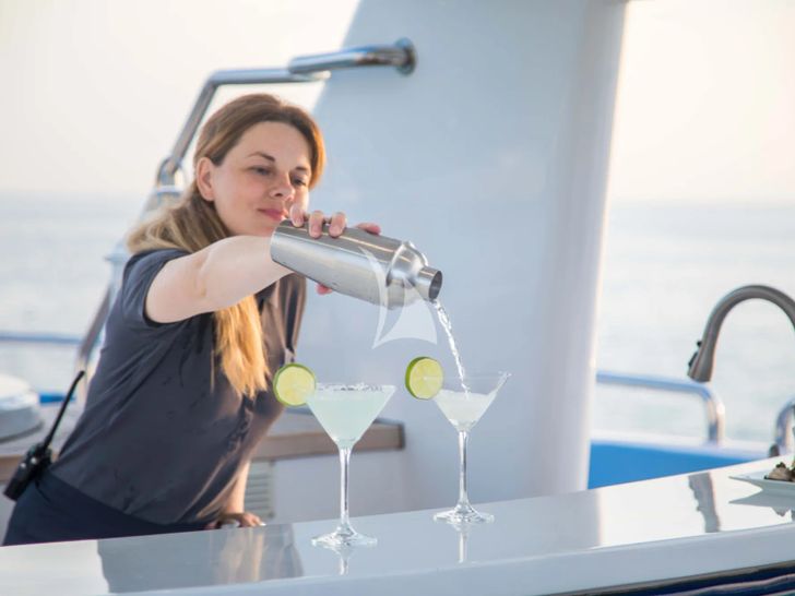 ISLAND HEIRESS Cheoy Lee 145 - sundeck cocktail ISLAND HEIRESS Cheoy Lee 145 - sundeck cocktail