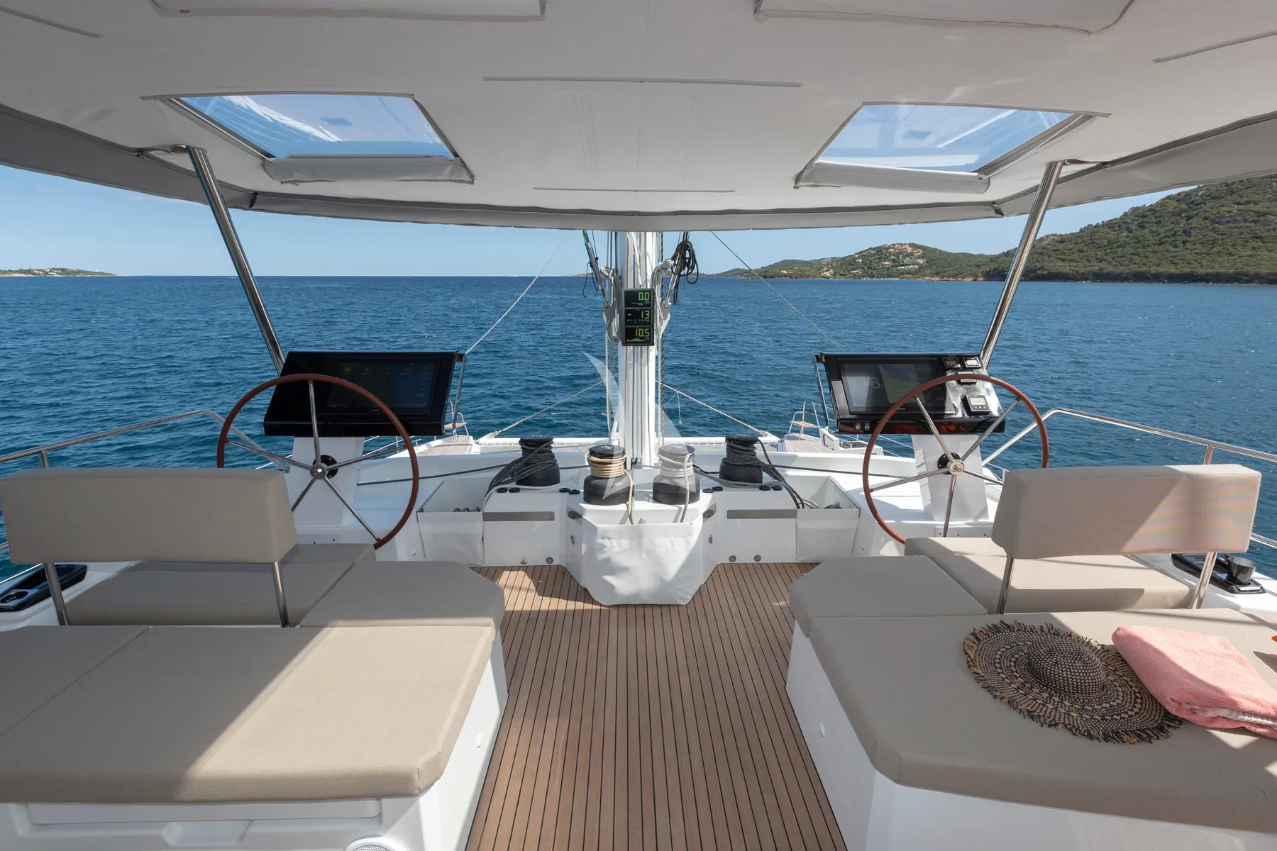 ISOLA Fountaine Pajot Alegria 67 - sundeck