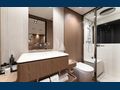 ISOTTA - Ferretti 1000 Skydeck,twin cabin bathroom