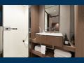 ISOTTA - Ferretti 1000 Skydeck,master cabin bathroom