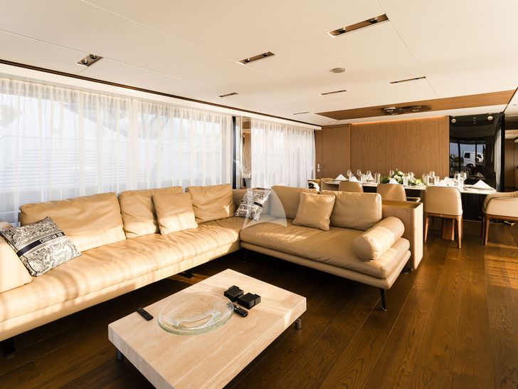 ISOTTA Ferretti 1000 Skydeck - main saloon ISOTTA Ferretti 1000 Skydeck - main saloon