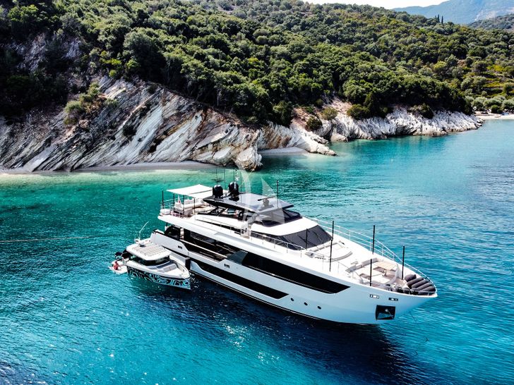 ISOTTA Ferretti 1000 Skydeck - front aerial shot with waterline ISOTTA Ferretti 1000 Skydeck - front aerial shot with waterline