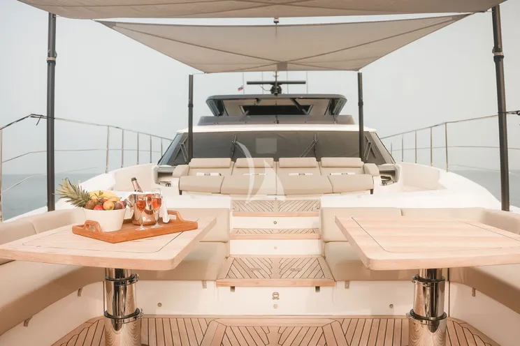 Charter Yacht ISOTTA - Ferretti 1000 Skydeck - 5 Cabins - Split - Dubrovnik - Hvar - Croatia