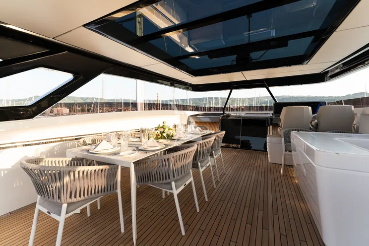 Charter Yacht ISOTTA - Ferretti 1000 Skydeck - 5 Cabins - Split - Dubrovnik - Hvar - Croatia