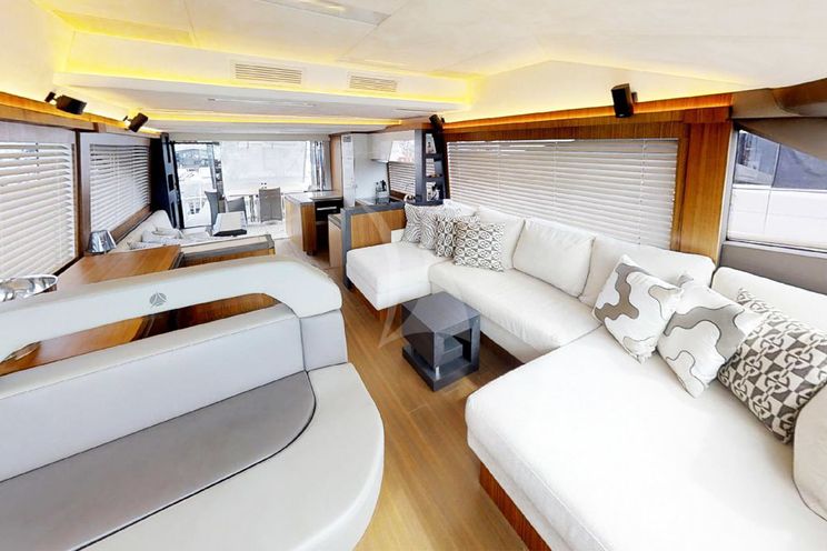 Charter Yacht IT`S MAGIC - Montecarlo 20m - 3 Cabins - Cannes - Antibes - French Riviera