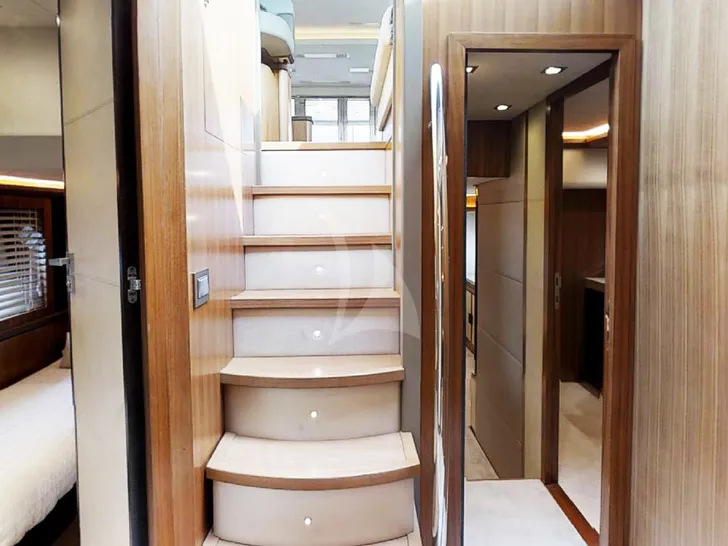 IT`S MAGIC Monte Carlo MCY65 - staircase to the cabins IT`S MAGIC Monte Carlo MCY65 - staircase to the cabins