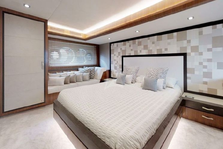 Charter Yacht IT`S MAGIC - Montecarlo 20m - 3 Cabins - Cannes - Antibes - French Riviera