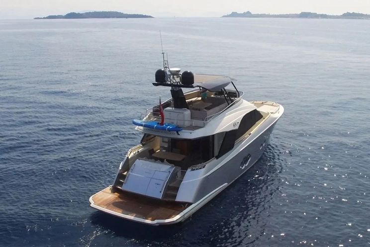 Charter Yacht IT`S MAGIC - Monte Carlo MCY65 - 3 Cabins - Cannes - St Tropez - Nice - Antibes - French Riviera - Monaco