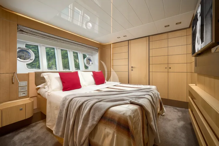 Charter Yacht IVA - Ferretti 960 - 5 Cabins - Tivat - Dubrovnik - Split - Hvar - Croatia