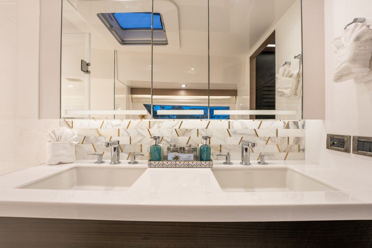 Charter Yacht INDIGO - Horizon PC60 - 3 Cabins - Tortola - Anegada - Virgin Gorda - BVI - Caribbean