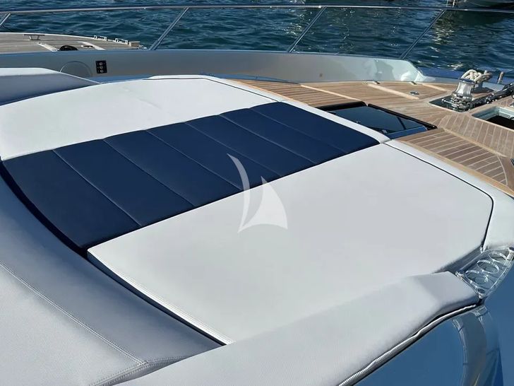 JACK II Riva 66 - foredeck JACK II Riva 66 - foredeck