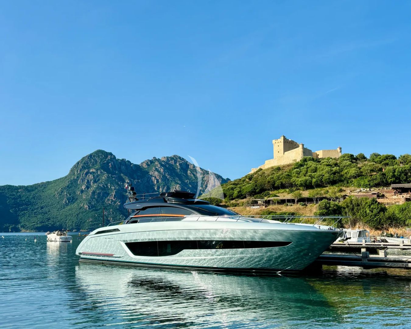 Charter Yacht JACK II - Riva 66 - St Tropez - The French Riviera Day Charter Yacht