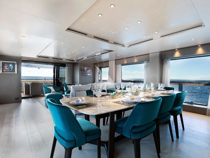 JAG`B Ferretti 960 - main dining area JAG`B Ferretti 960 - main dining area