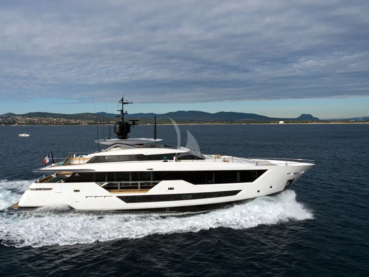 JAG`B Ferretti 960 - profile JAG`B Ferretti 960 - profile