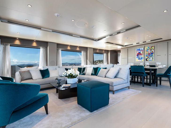 JAG`B Ferretti 960 - saloon JAG`B Ferretti 960 - saloon