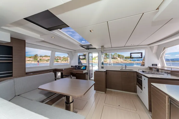 Charter Yacht JANI - Leopard 42 - 3 Cabins - 6 Guests - St Raphael - Cannes - Nice - Antibes - St Tropez - Monaco - French Riviera