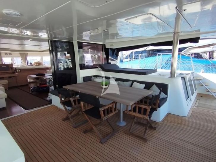 JARANA Lagoon 620 - aft deck JARANA Lagoon 620 - aft deck