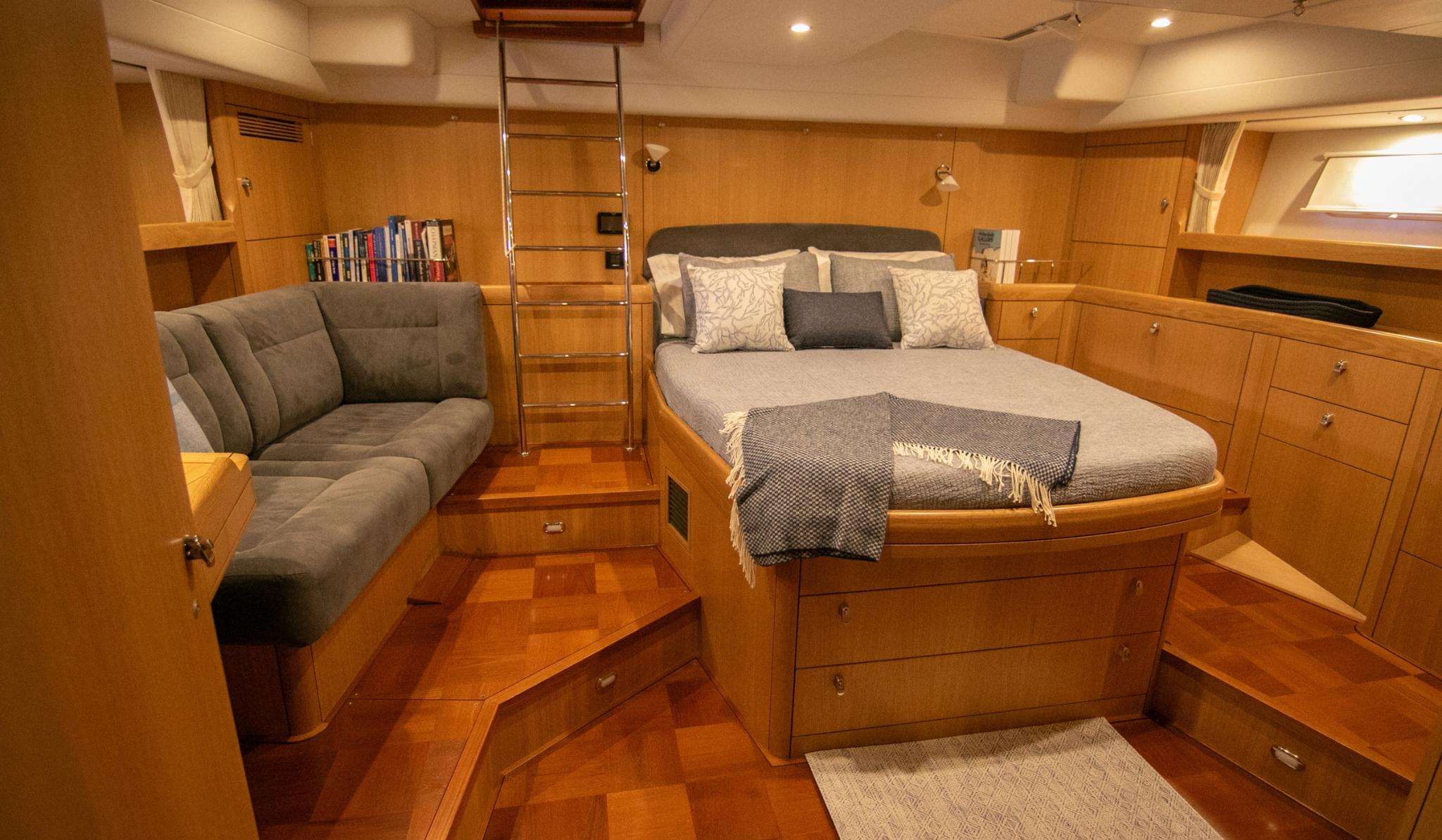 Charter Yacht JERSEY GIRL - Oyster 655 - 2 Cabins - St Martin - St Barths - Leewards - Caribbean