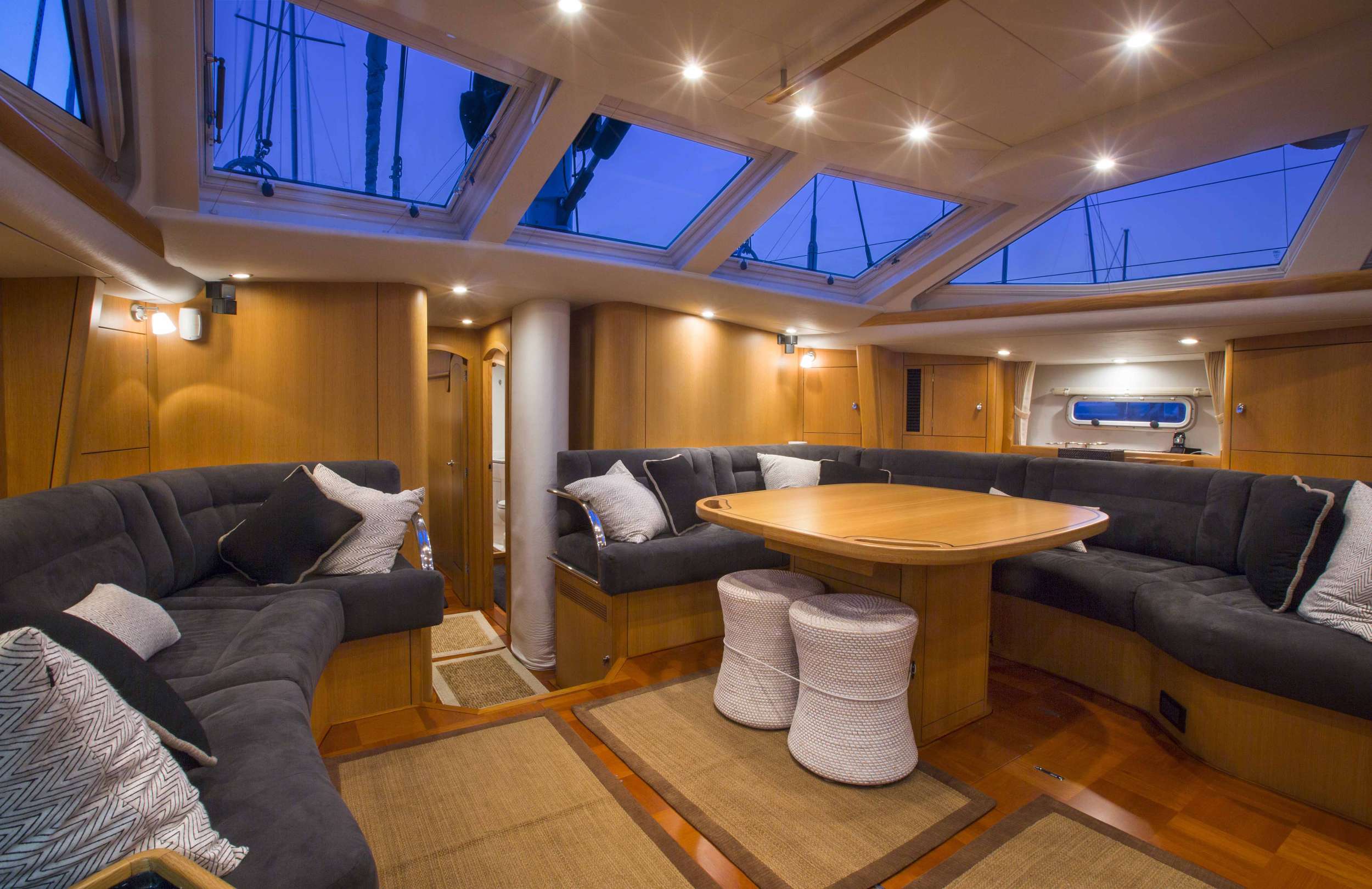 Charter Yacht JERSEY GIRL - Oyster 655 - 2 Cabins - St Martin - St Barths - Leewards - Caribbean