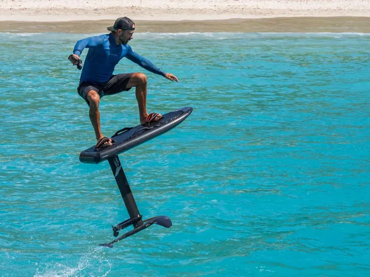 JEWEL Fountaine Pajot Alegria 67 - E-foil JEWEL Fountaine Pajot Alegria 67 - E-foil