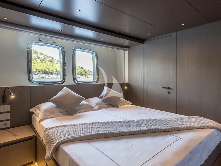 JICJ Sanlorenzo SL96A - VIP cabin 1 JICJ Sanlorenzo SL96A - VIP cabin 1