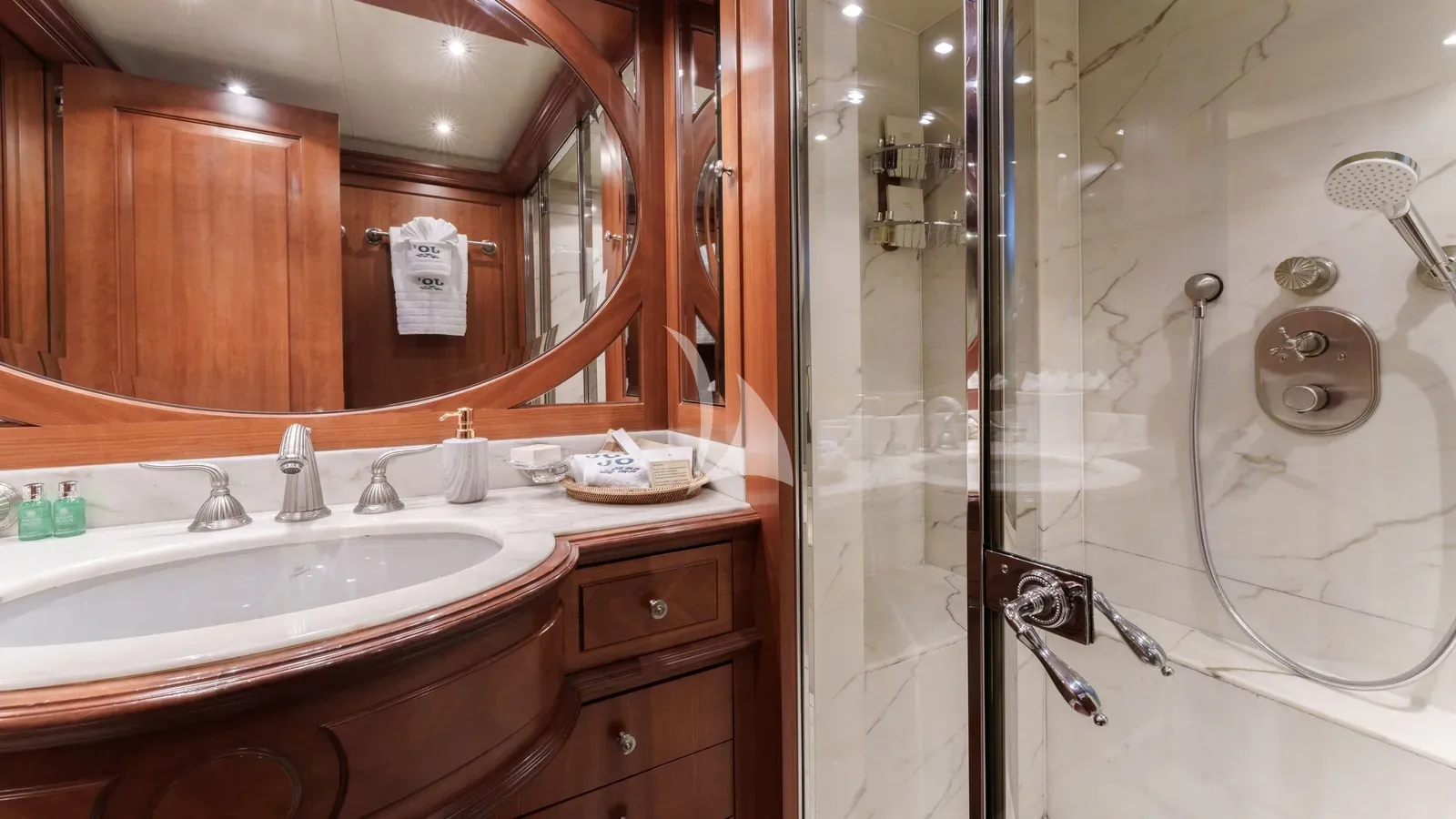 Charter Yacht JO I - Benetti Golden Bay 50m - 6 Cabins - Athens - Mykonos - Paros - Cyclades - Greece