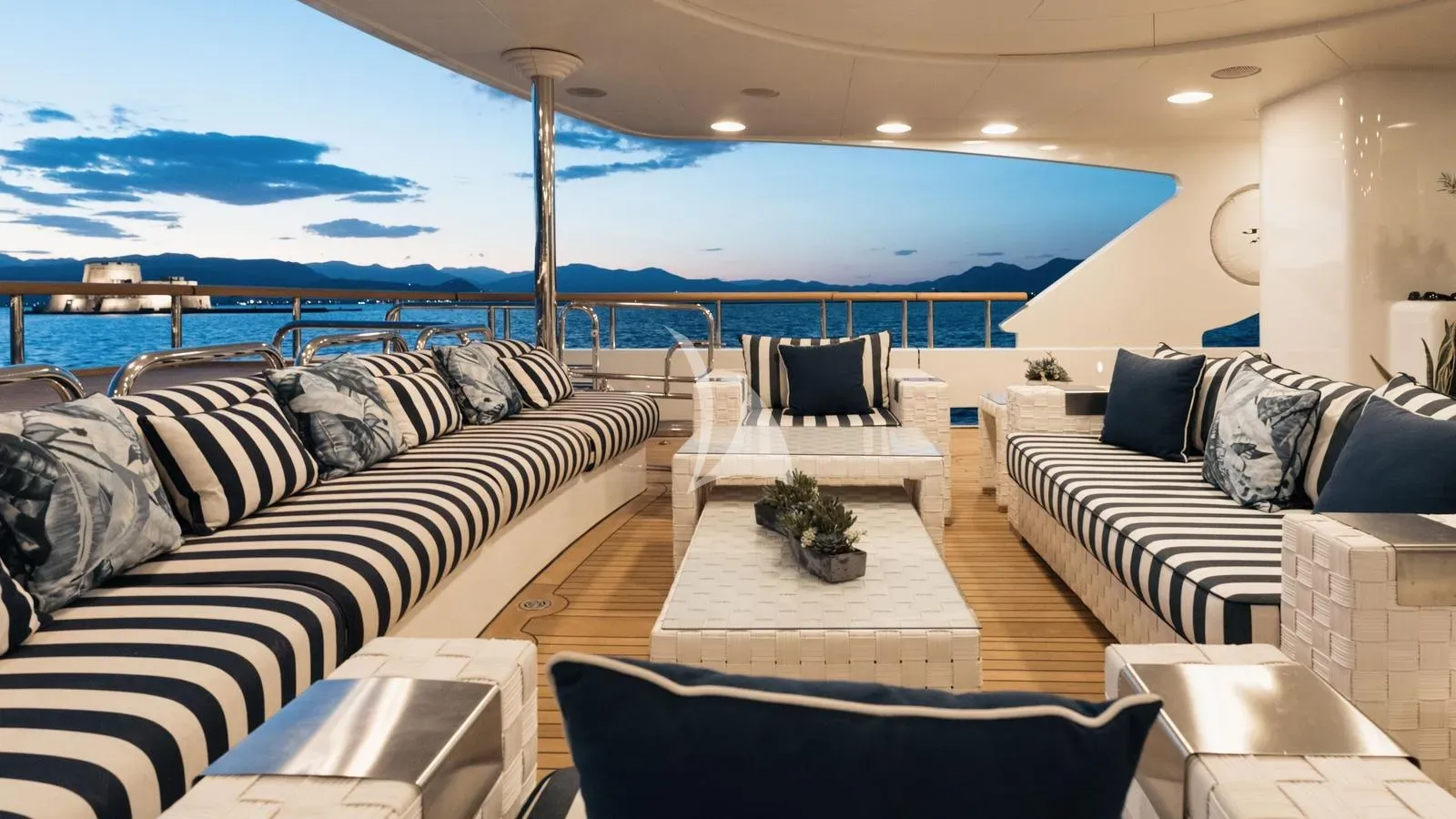 Charter Yacht JO I - Benetti Golden Bay 50m - 6 Cabins - Athens - Mykonos - Paros - Cyclades - Greece