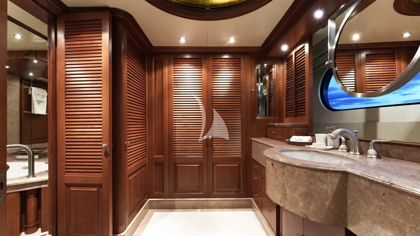 Charter Yacht JO I - Benetti Golden Bay 50m - 6 Cabins - Athens - Mykonos - Paros - Cyclades - Greece