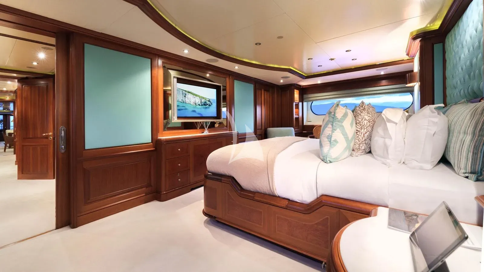 Charter Yacht JO I - Benetti Golden Bay 50m - 6 Cabins - Athens - Mykonos - Paros - Cyclades - Greece