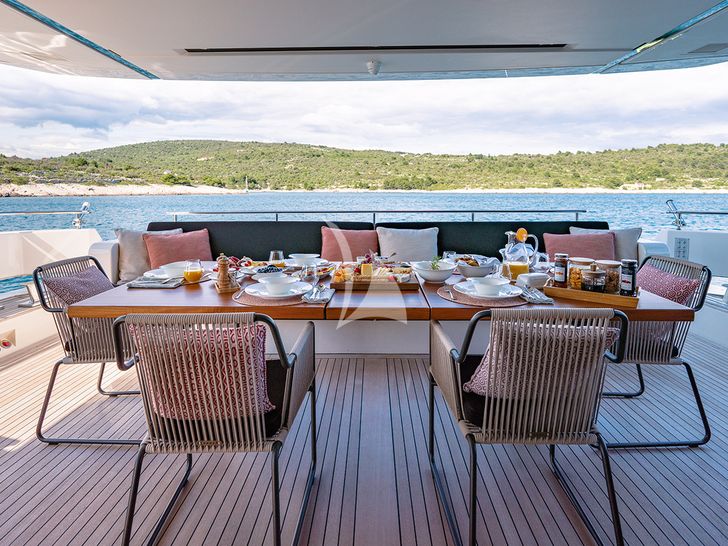 JOURNEY Sanlorenzo SL102 - aft alfresco dining area JOURNEY Sanlorenzo SL102 - aft alfresco dining area