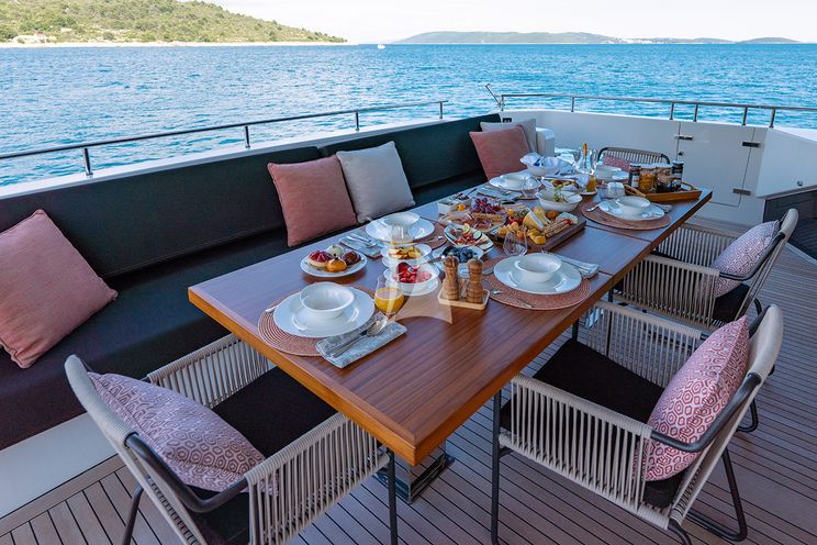 Charter Yacht JOURNEY - Sanlorenzo SL102 - 5 Cabins - Split - Hvar - Dubrovnik - Croatia