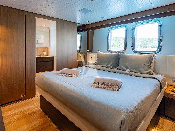 JOURNEY Sanlorenzo SL102 - VIP cabin 1 bed JOURNEY Sanlorenzo SL102 - VIP cabin 1 bed