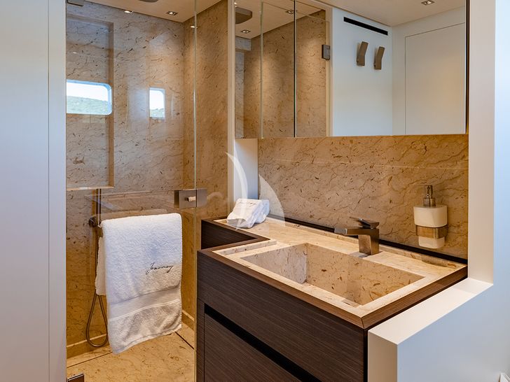 JOURNEY Sanlorenzo SL102 - VIP cabin vanity unit and shower area JOURNEY Sanlorenzo SL102 - VIP cabin vanity unit and shower area