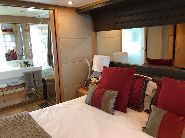 JPS Ferretti 800 - VIP cabin 2 JPS Ferretti 800 - VIP cabin 2