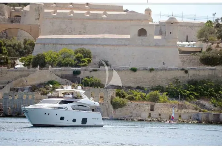Charter Yacht JPS - Ferretti 800 - 4 Cabins - Cannes - St Tropez - Nice - Antibes - French Riviera - Monaco