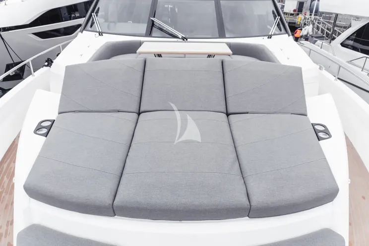 Charter Yacht JUNIOR - Sunseeker 88 - 4 Cabins - Palma - Mallorca - Ibiza - Formentera - Balearics - Spain