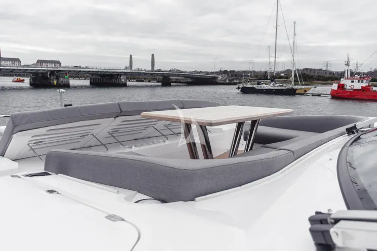 Charter Yacht JUNIOR - Sunseeker 88 - 4 Cabins - Palma - Mallorca - Ibiza - Formentera - Balearics - Spain