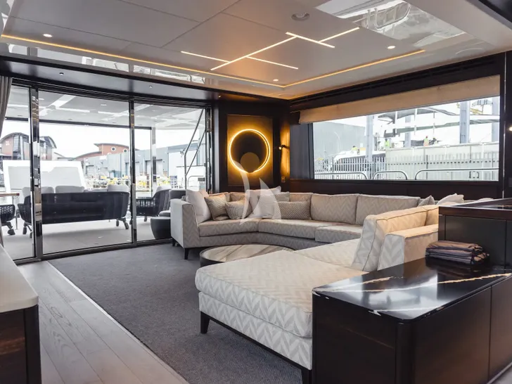 JUNIOR Sunseeker 88 - saloon other view JUNIOR Sunseeker 88 - saloon other view