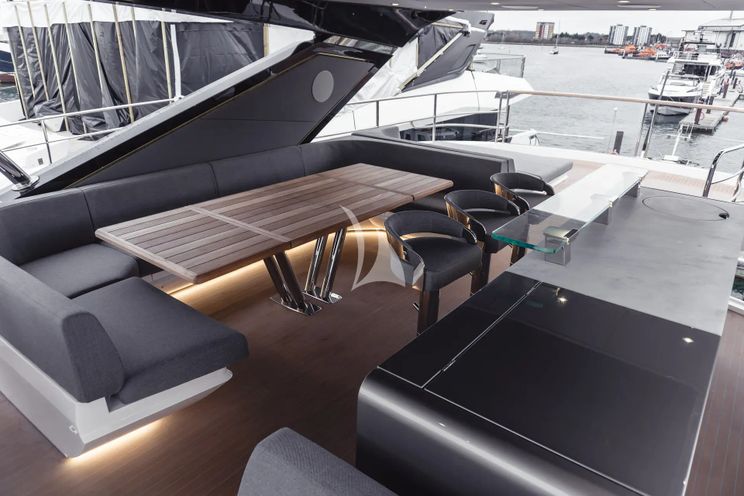 Charter Yacht JUNIOR - Sunseeker 88 - 4 Cabins - Palma - Mallorca - Ibiza - Formentera - Balearics - Spain