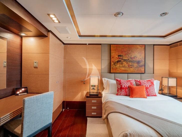 JUSTA DELIA Benetti Vision 145 - VIP cabin 2 JUSTA DELIA Benetti Vision 145 - VIP cabin 2