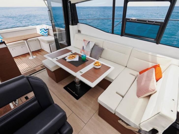 Jeanneau 37 NC - saloon Jeanneau 37 NC - saloon