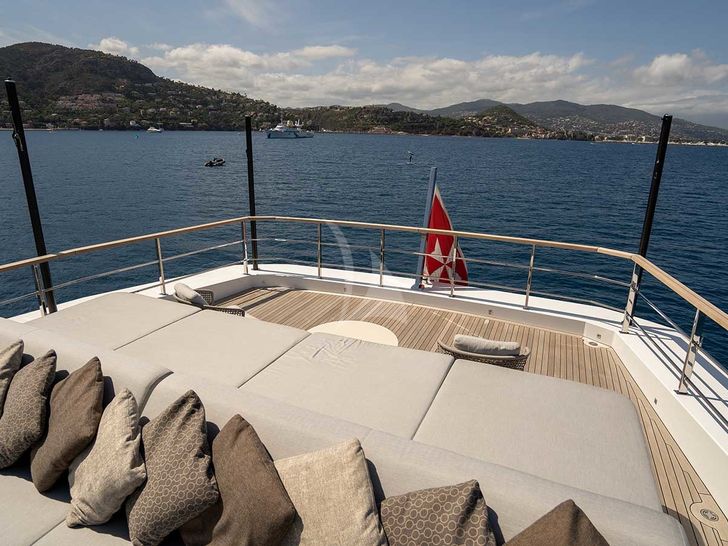 JESMA II - Aft flybridge JESMA II - Aft flybridge