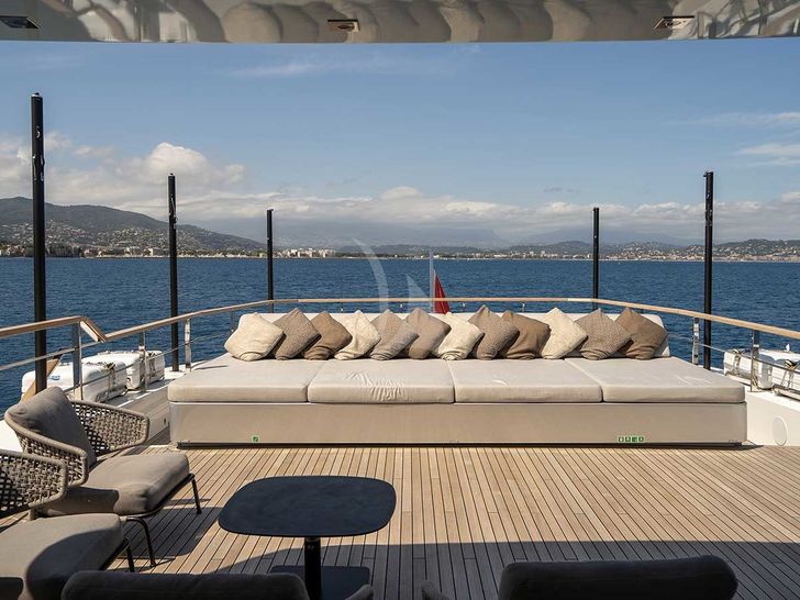 JESMA II - Lounges JESMA II - Lounges