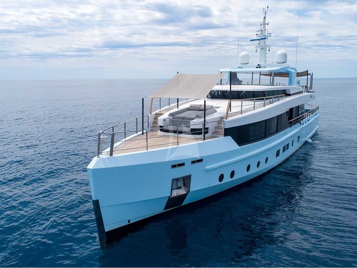 JESMA II - Bow JESMA II - Bow